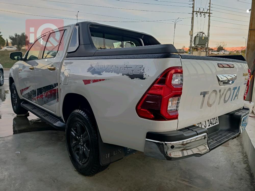 تويوتا هايلوكس